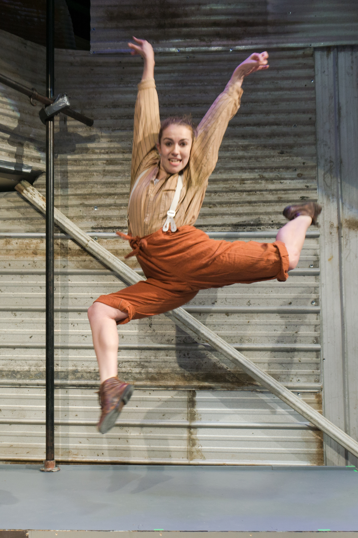 Jessie del Rio dances with leaps & bounds in Urinetown